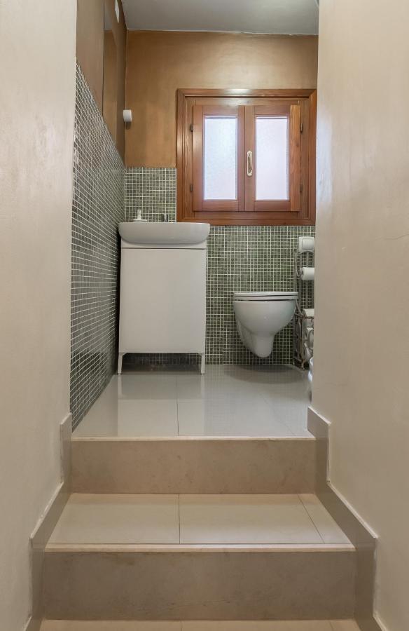 Ca' Falier Blue - 10 Min From Train And Bus Station Veneza Exterior foto